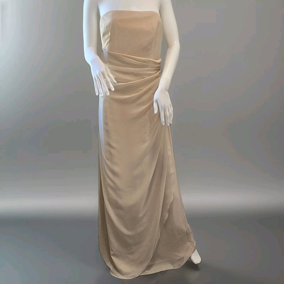 Jordan Strapless Sweetheart Gown Sz 10‎ Champagne Long Formal Homecoming Dress